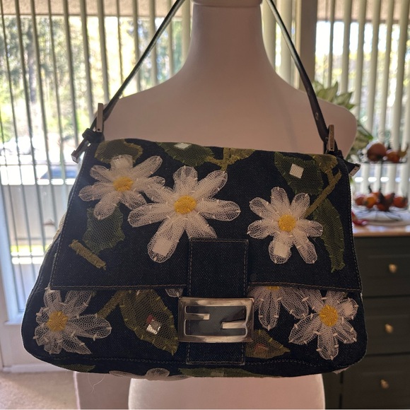 COPY - Fendi Bağ - Picture 3 of 12